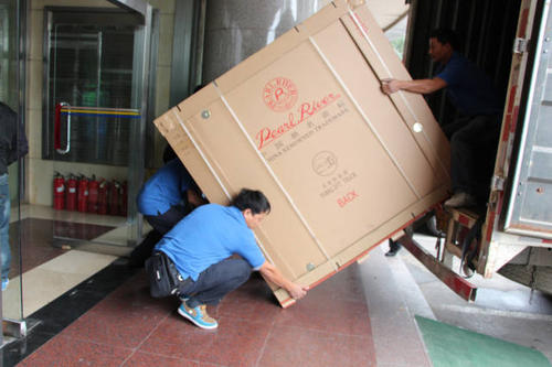 石渠钢琴贵重工艺品无忧运